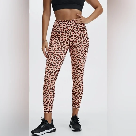 Fabletics Leopard Print Define PowerHold® High-Waisted 7/8 Legging Size S - Picture 2 of 9